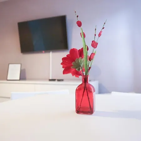 Sleeps 6 -stylish, Parking, Wifi, Netflix, Nr City Σπίτι διακοπών Λιντς